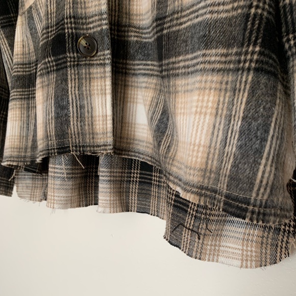Distressed Plaid Shacket - Picture 4 of 4